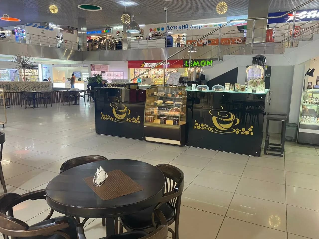 Кофейня у фонтана