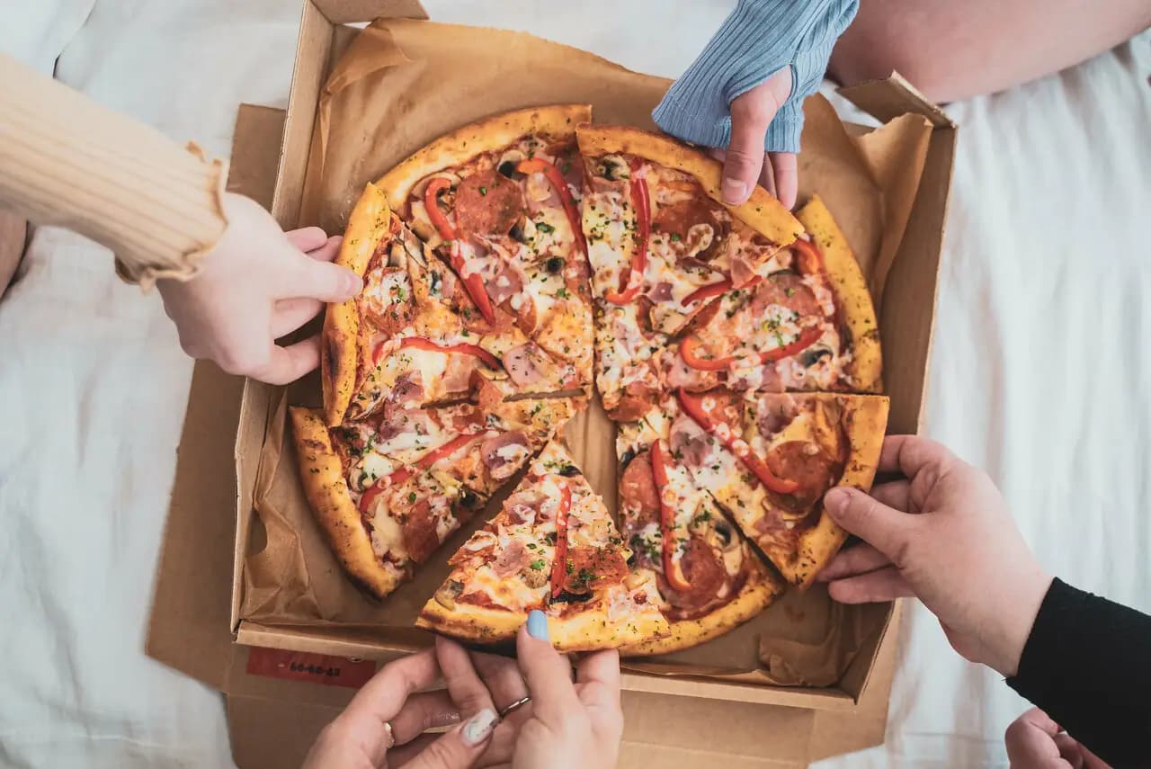 Энгри пицца