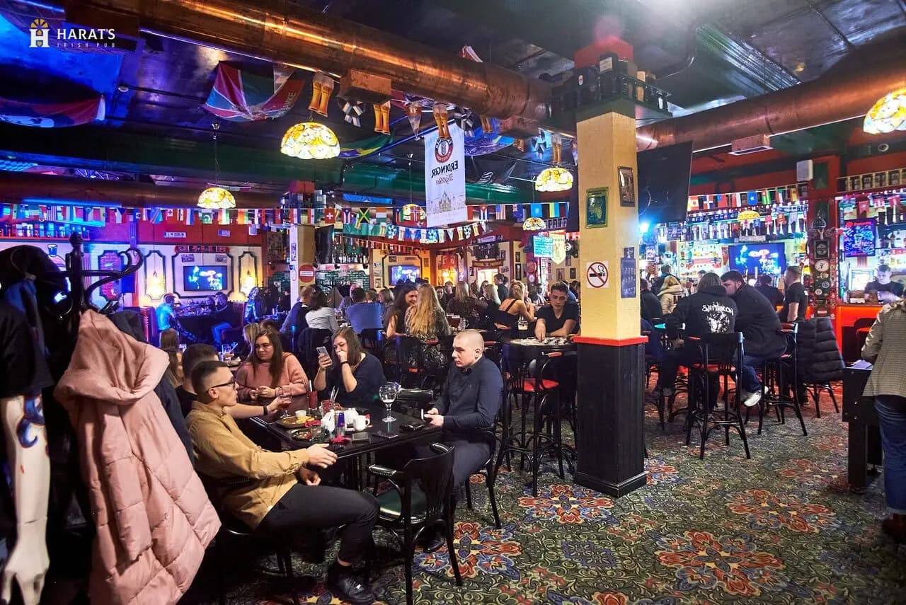 Harat’s pub