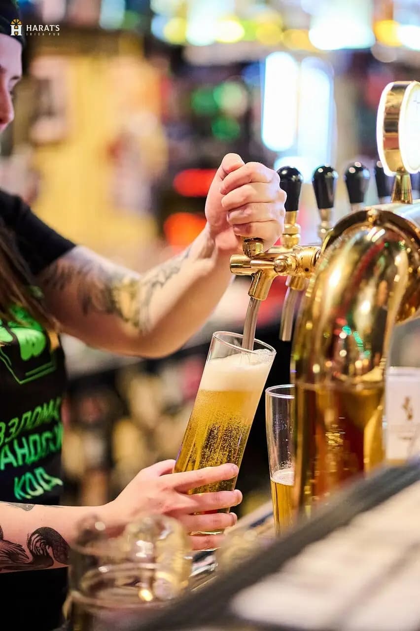 Harat’s pub