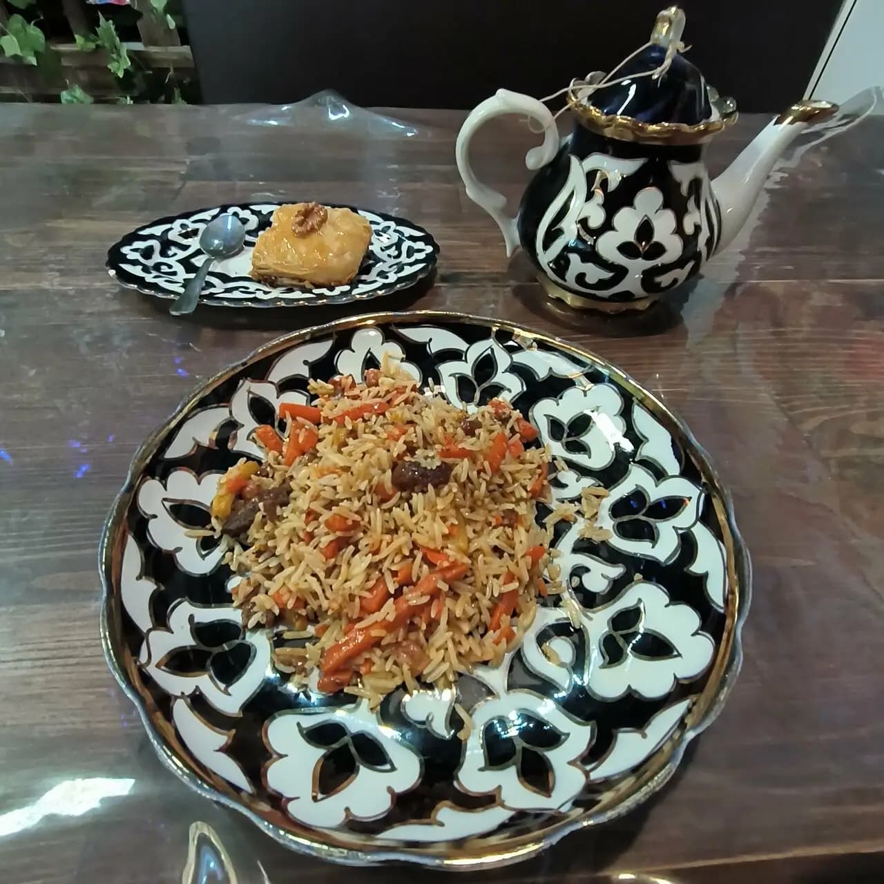 Центр плова