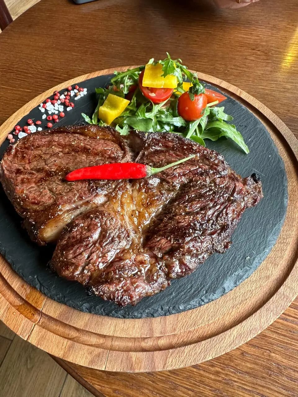 Салун Вестерн