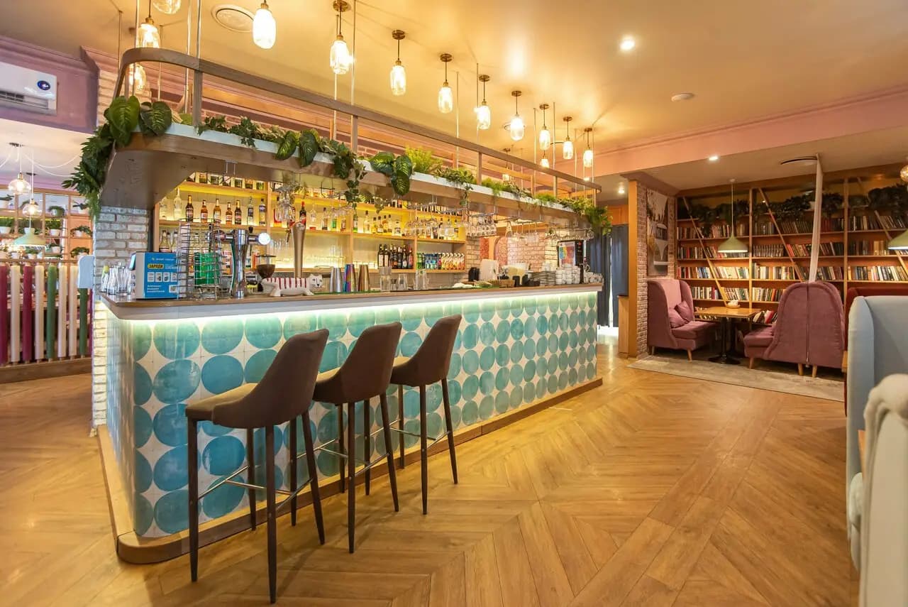 Своя компания