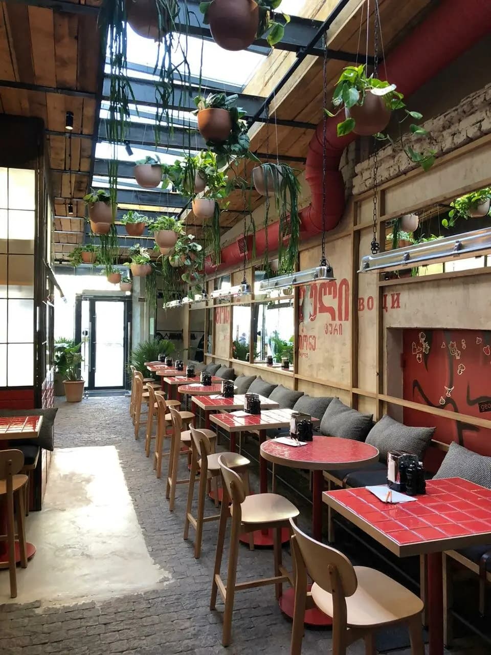 Есть хинкали