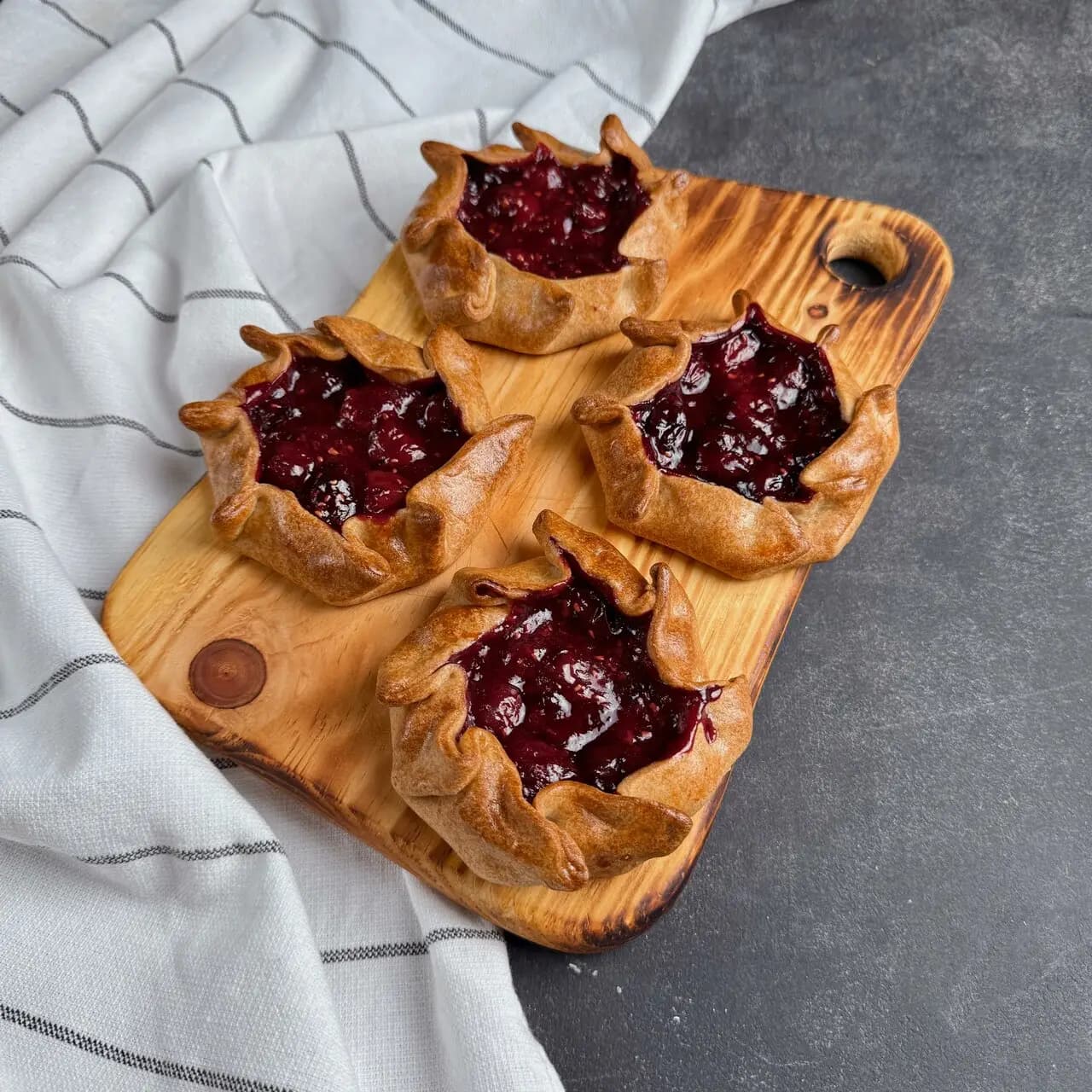 Бисквитный двор