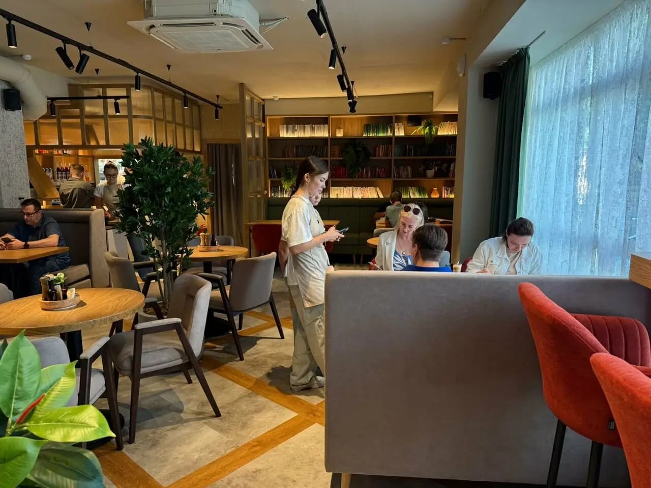 Своя компания