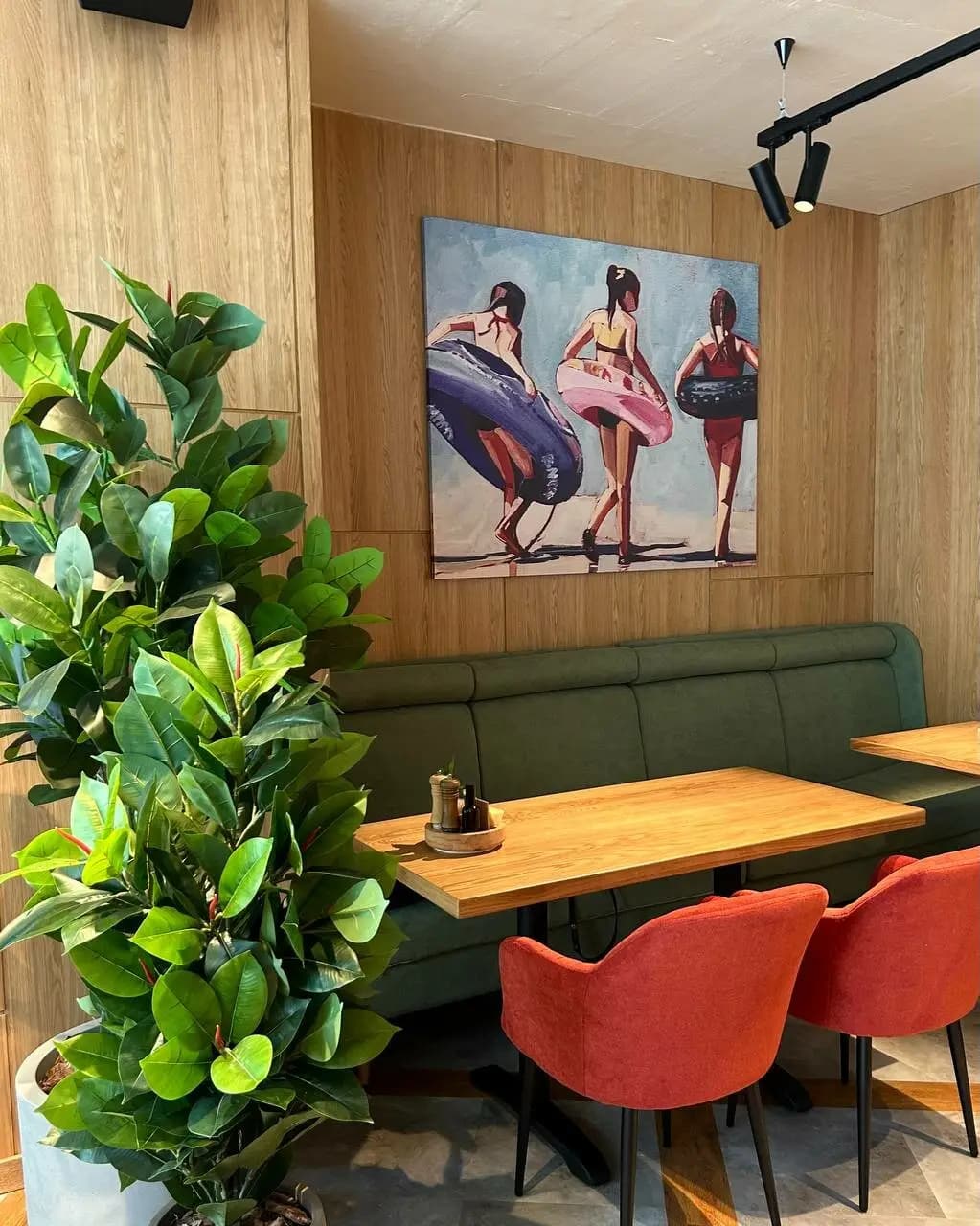 Своя компания