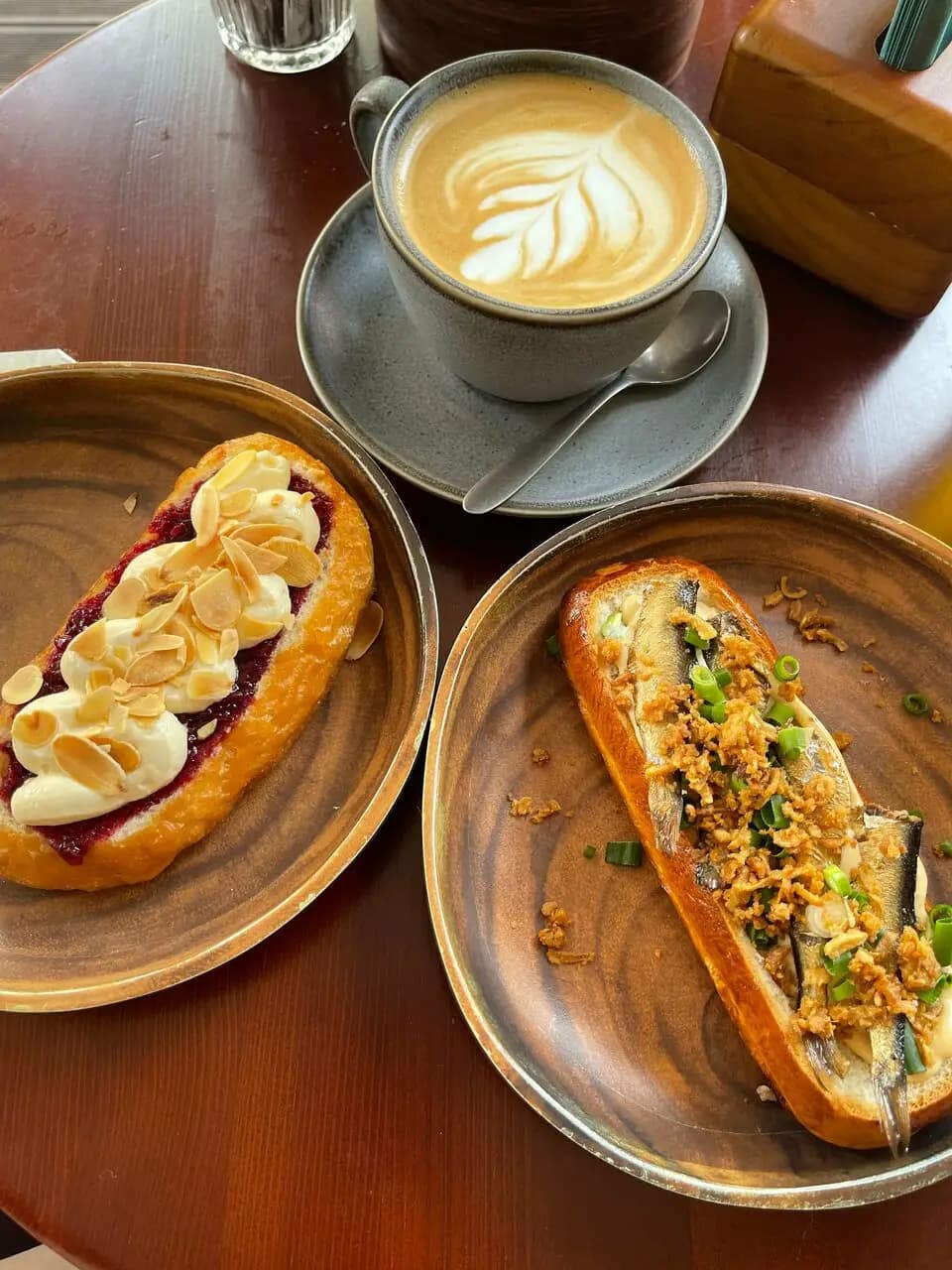 Сёстры Шутц