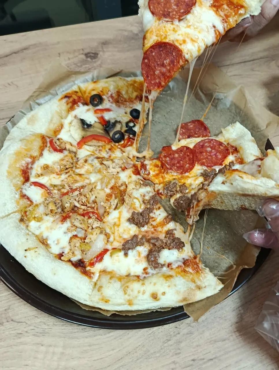 Пицца и ещё