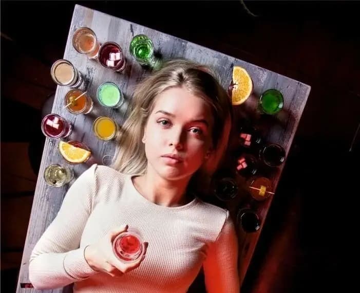 Контакт бар