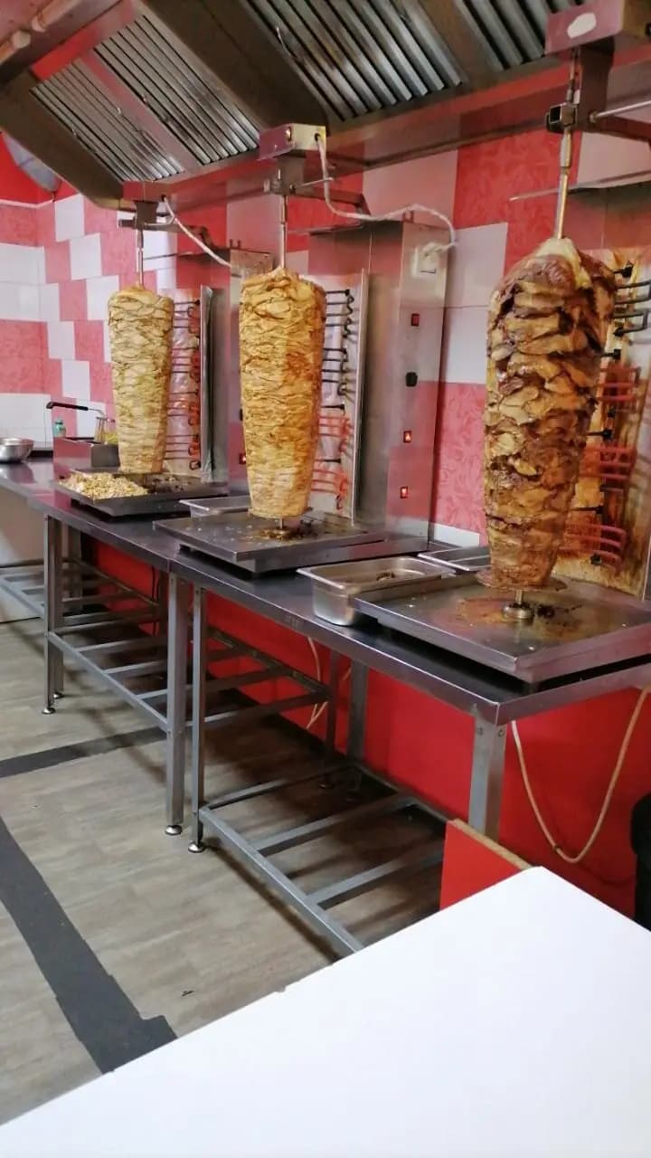 Мистер Гирос