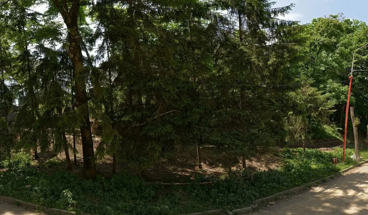 Театральный