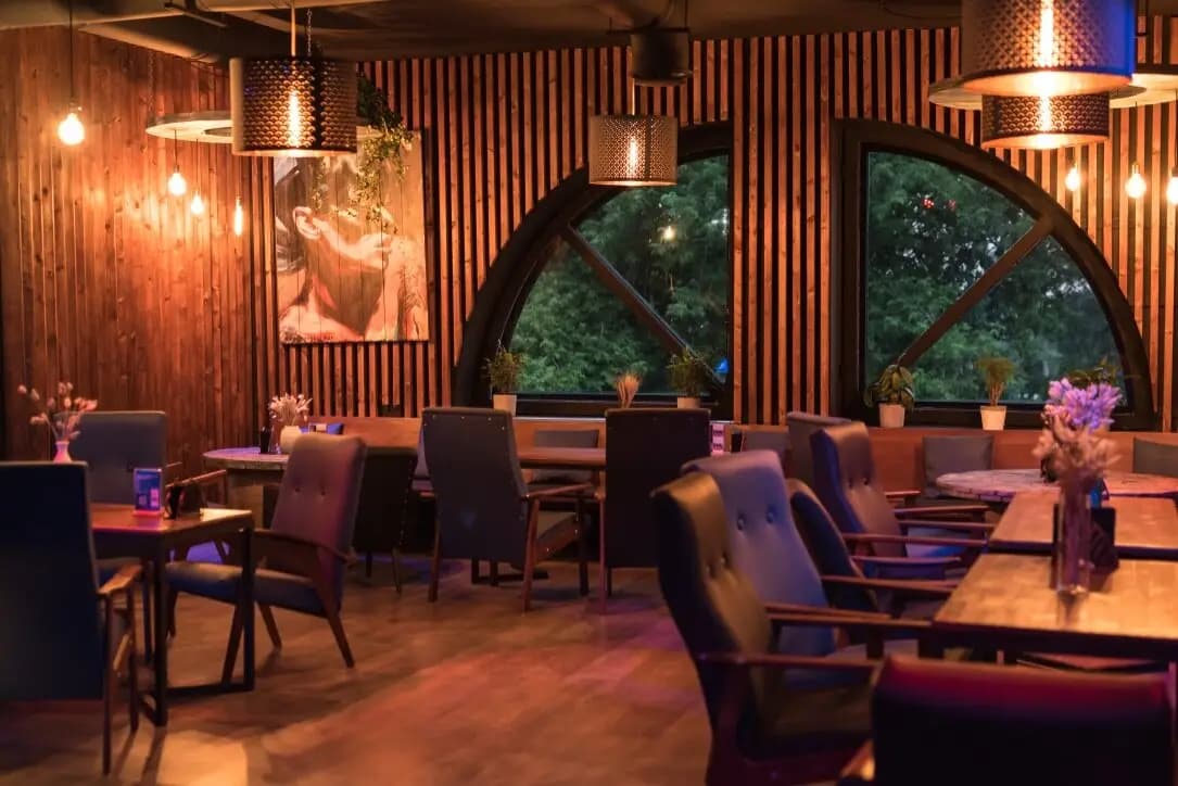 Бобровский