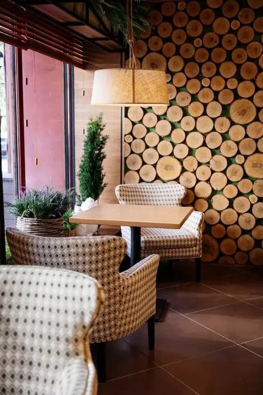 Сусанин House