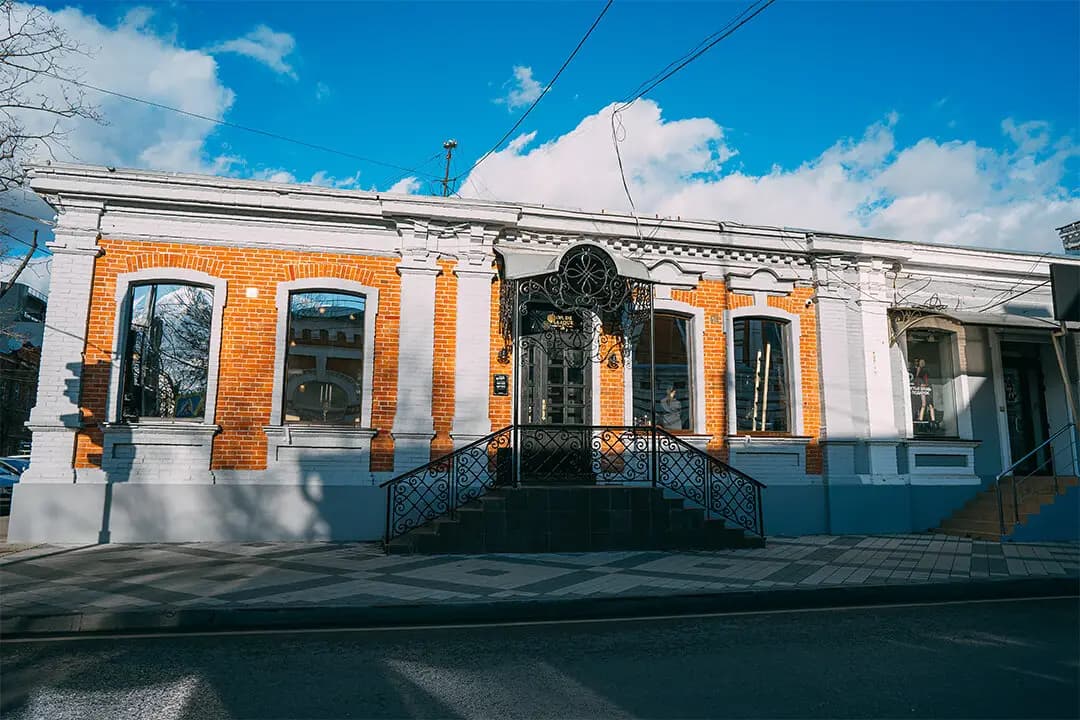 Дом Де Маркью