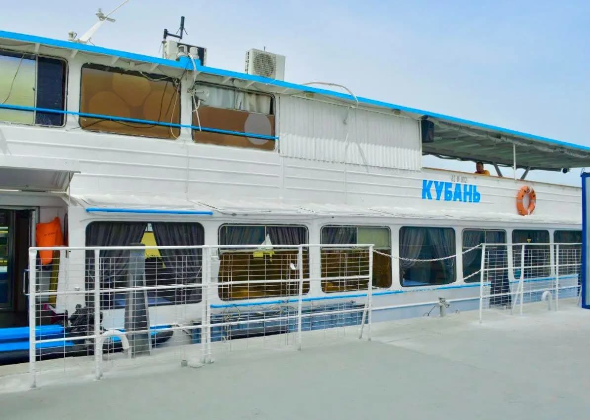 Теплоход Кубань