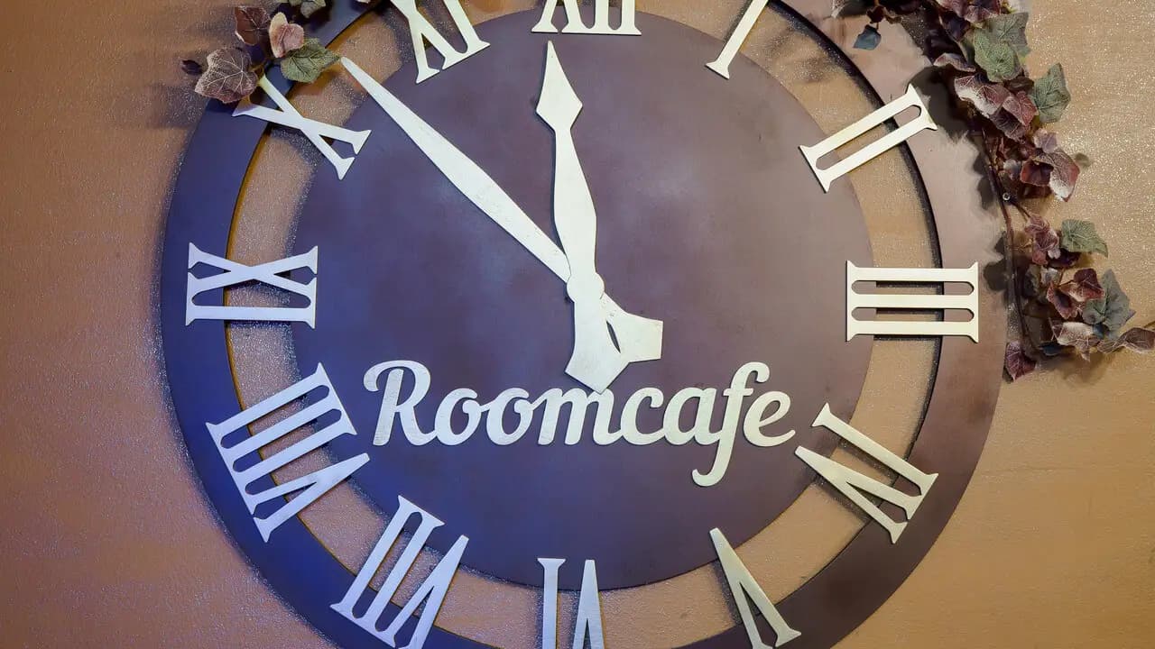 Room Cafe