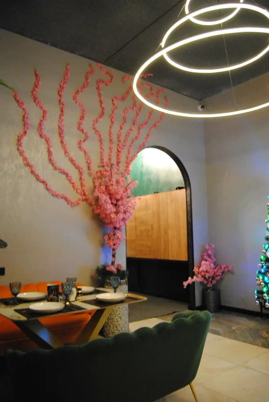 Горький 48/25