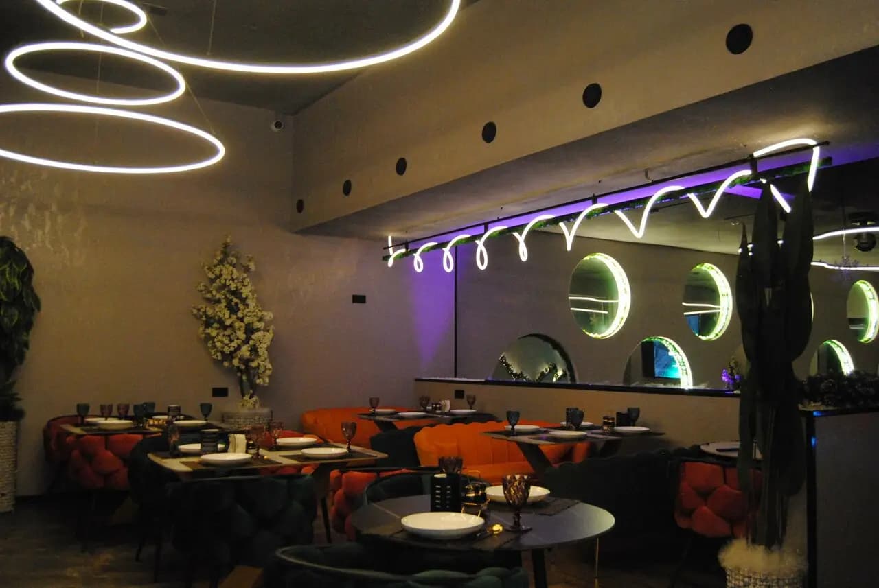 Горький 48/25