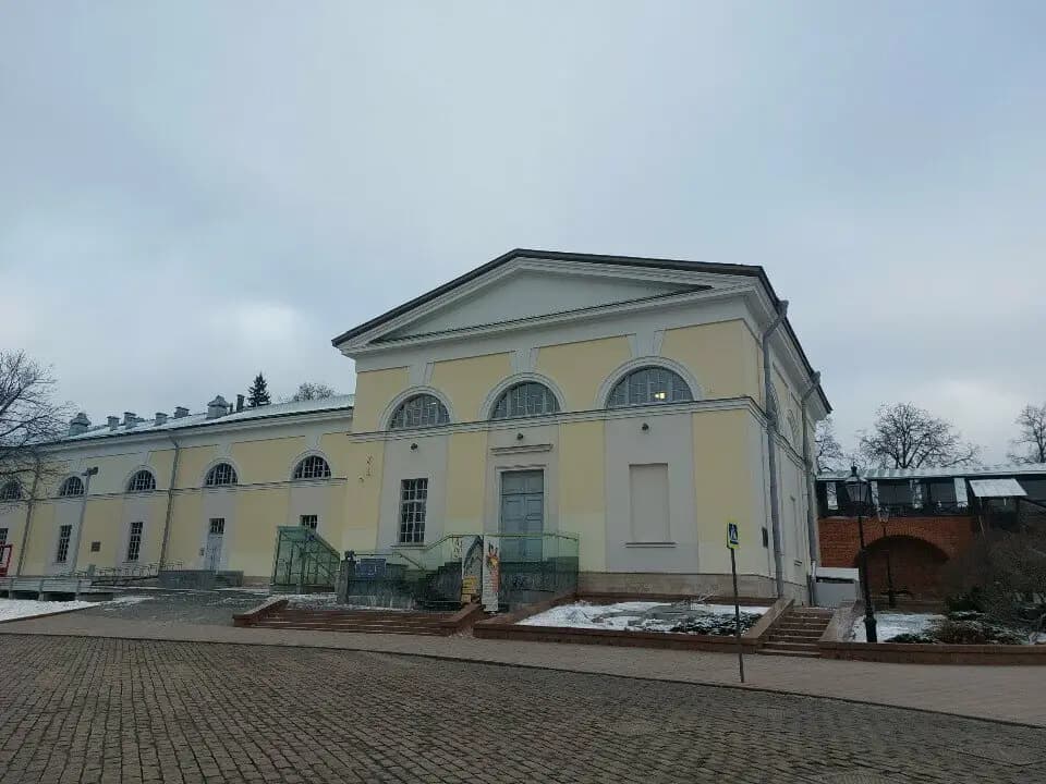 Летнее кафе Арсенала