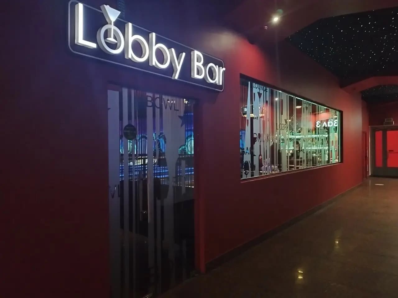 Lobby Bar