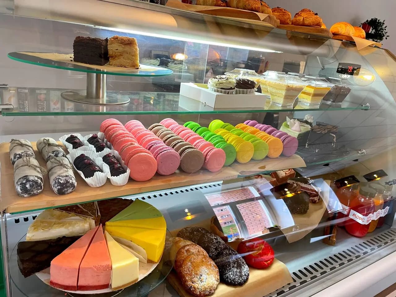 Молоко и Мёд