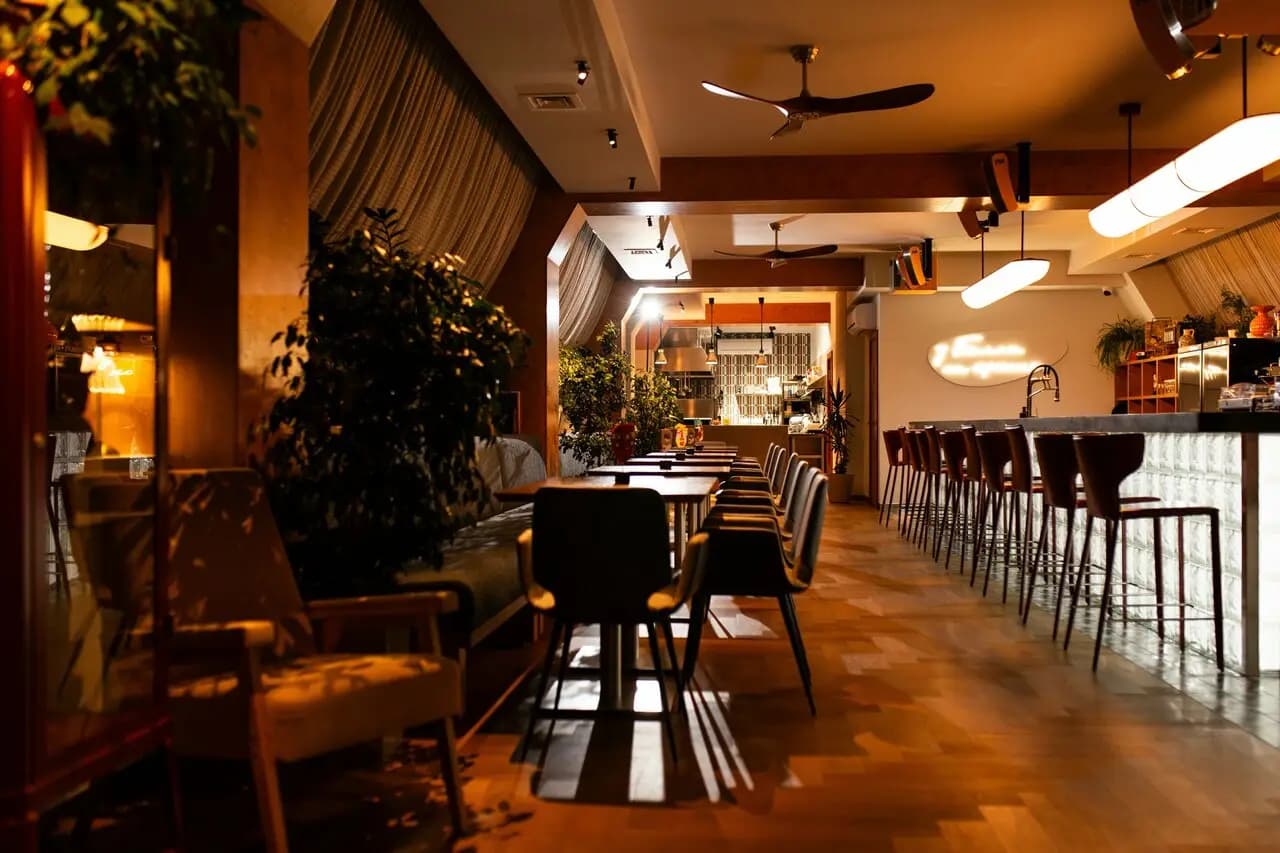 Белла, красное