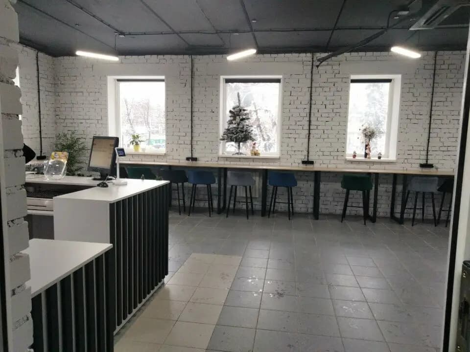 Gate arabian russian