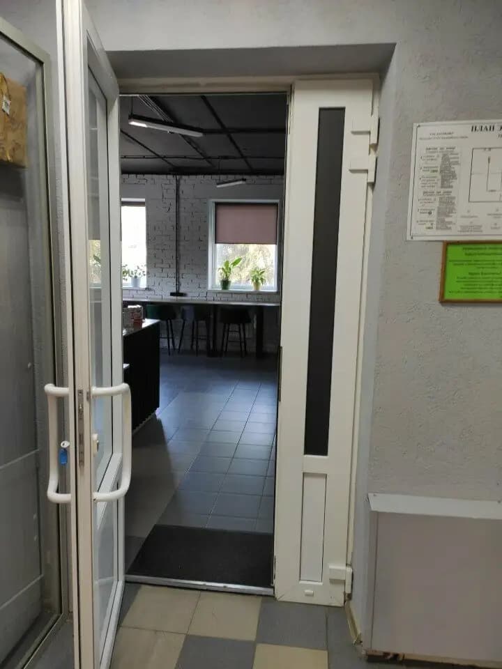 Gate arabian russian