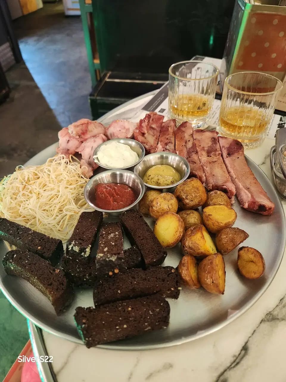 Искра и Пламя