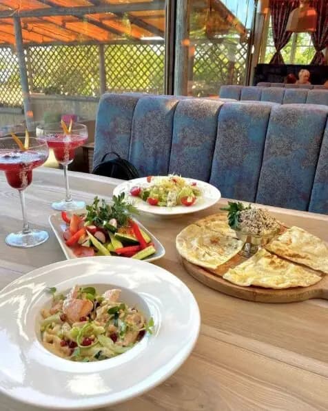 СтругановЪ