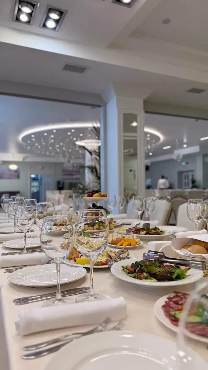 Аристократъ