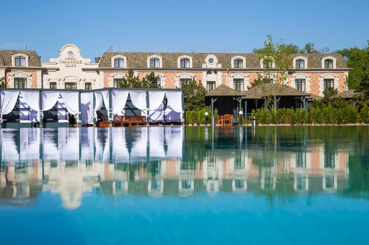 Графский парк