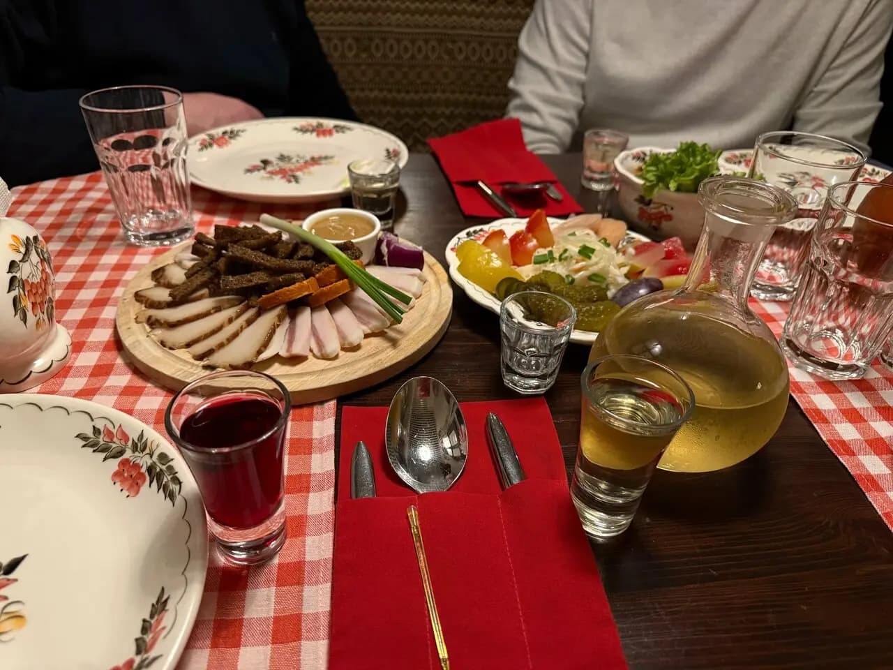 Хлеб и сало