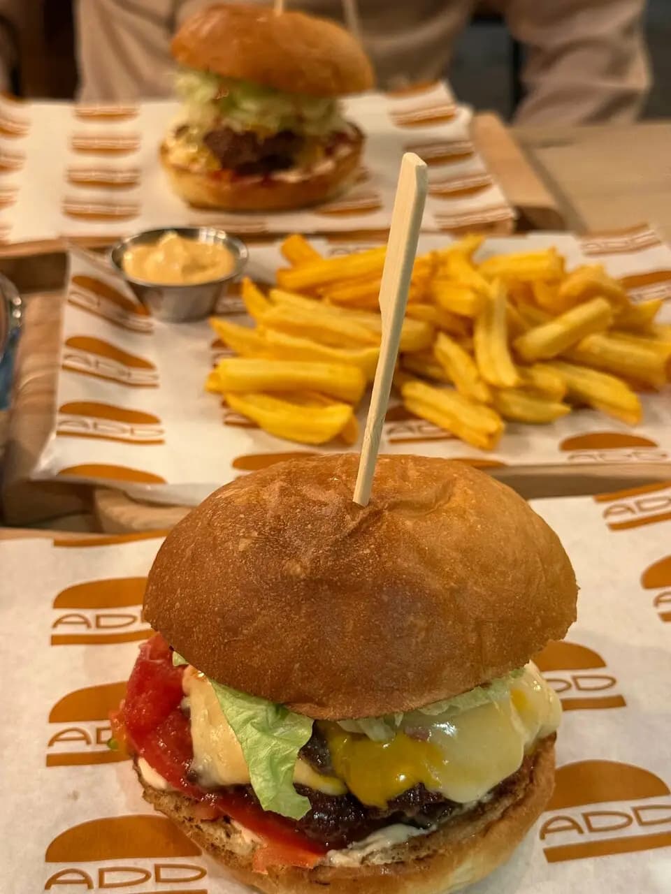 Адд Бургер
