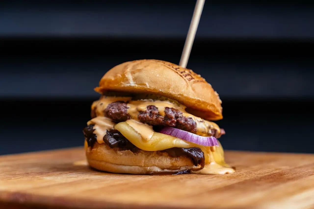 Штефан Бургер