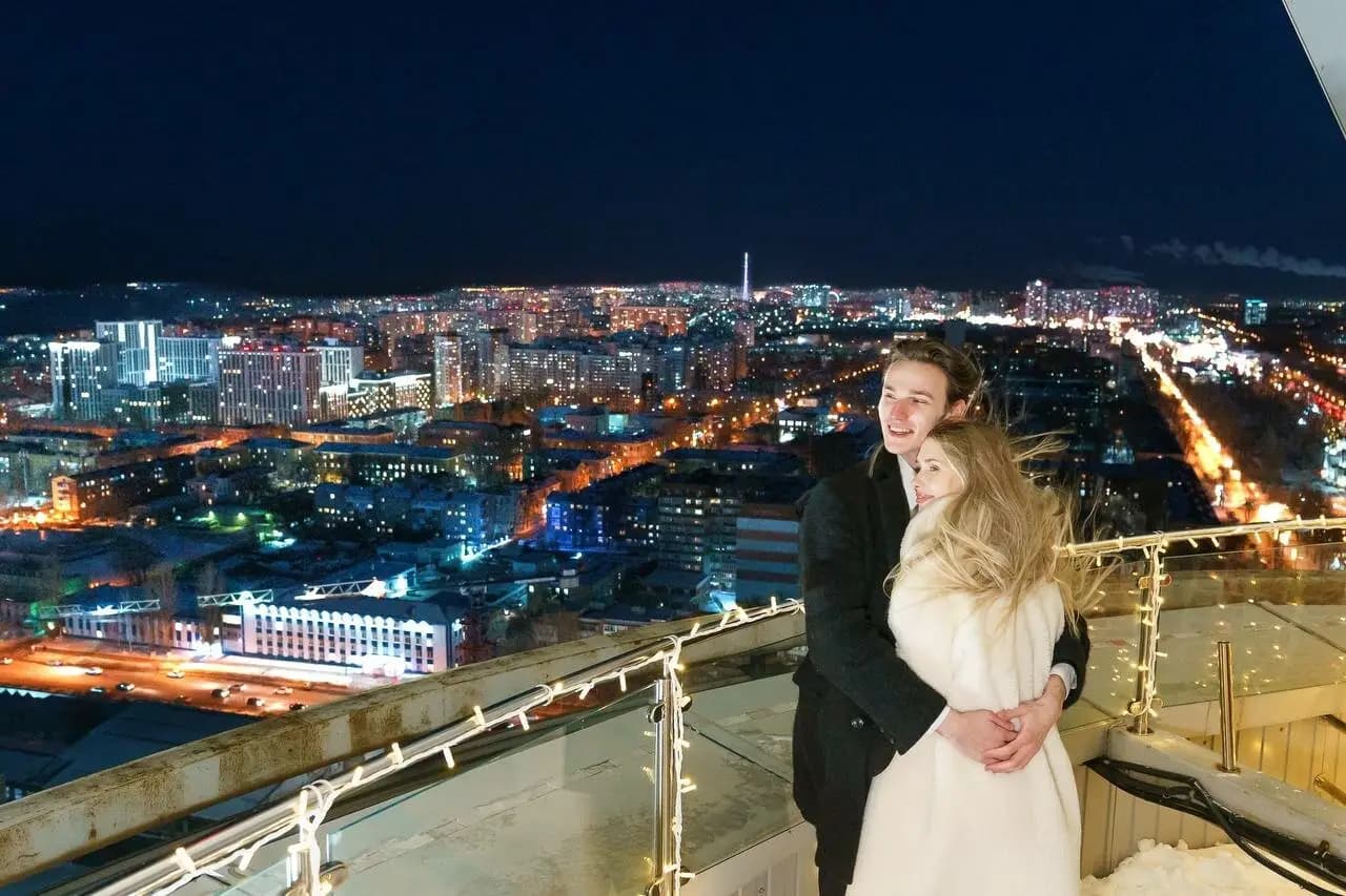 Свидание на крыше Sky Love