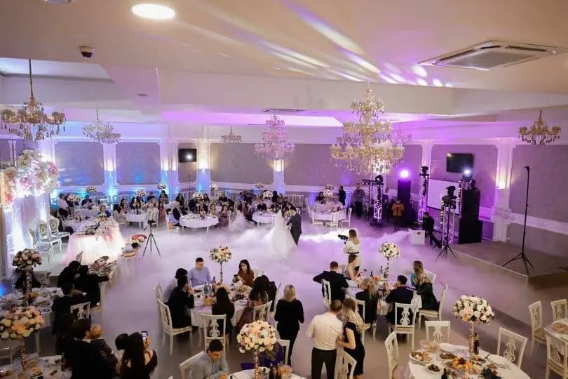 Кристалл холл