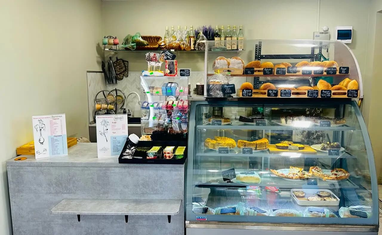 Монастырская трапеза