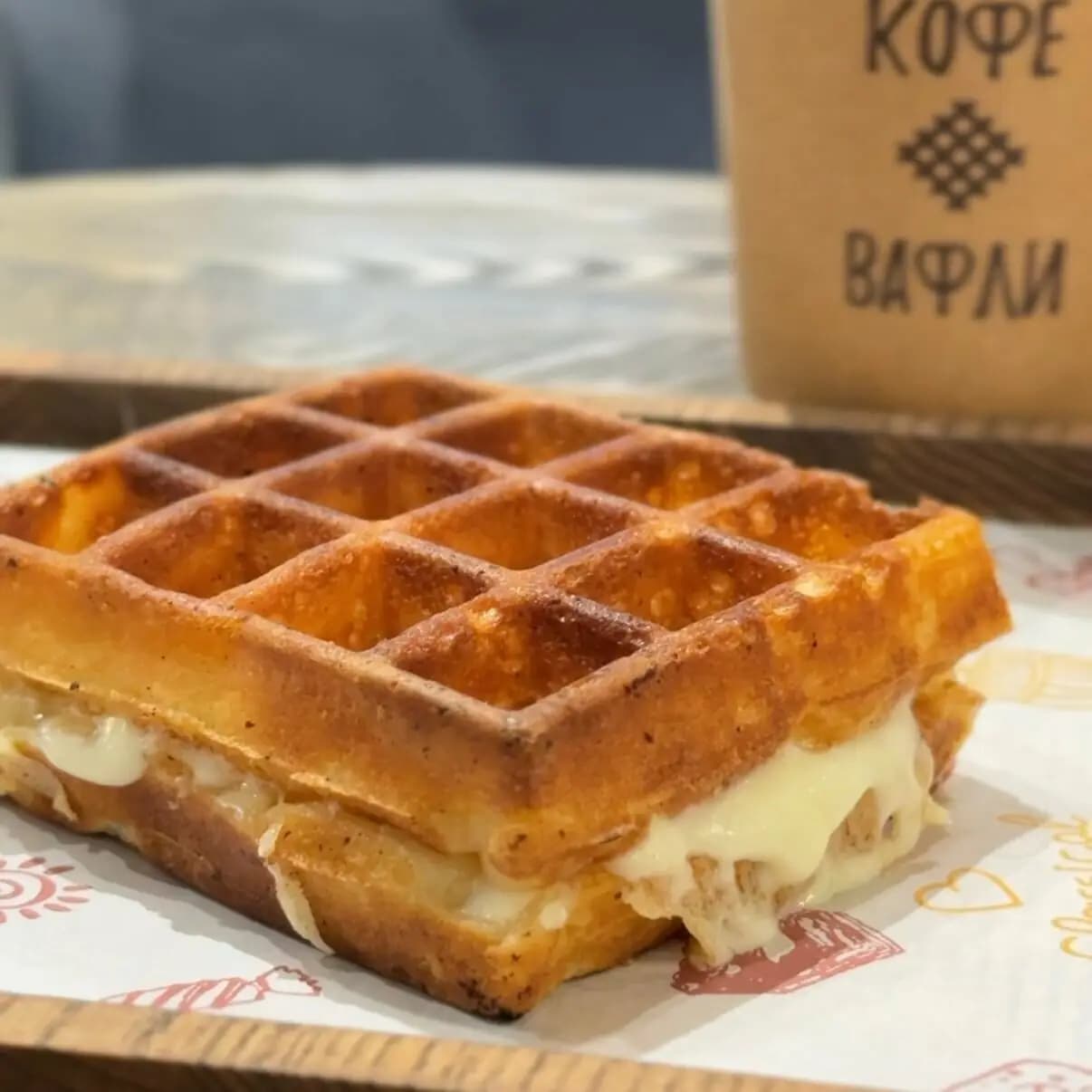 Кофе Вафли