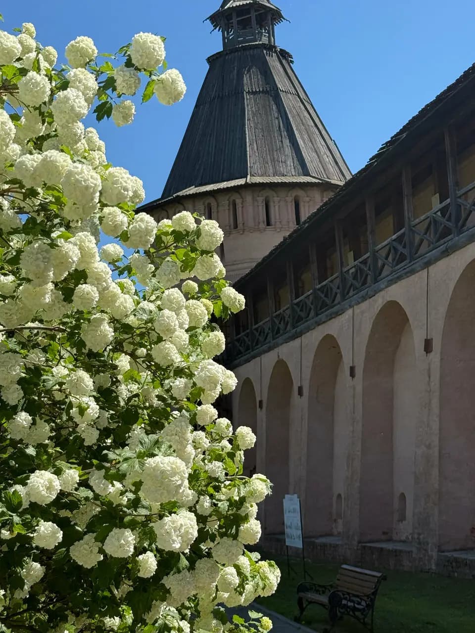 Словно в мае