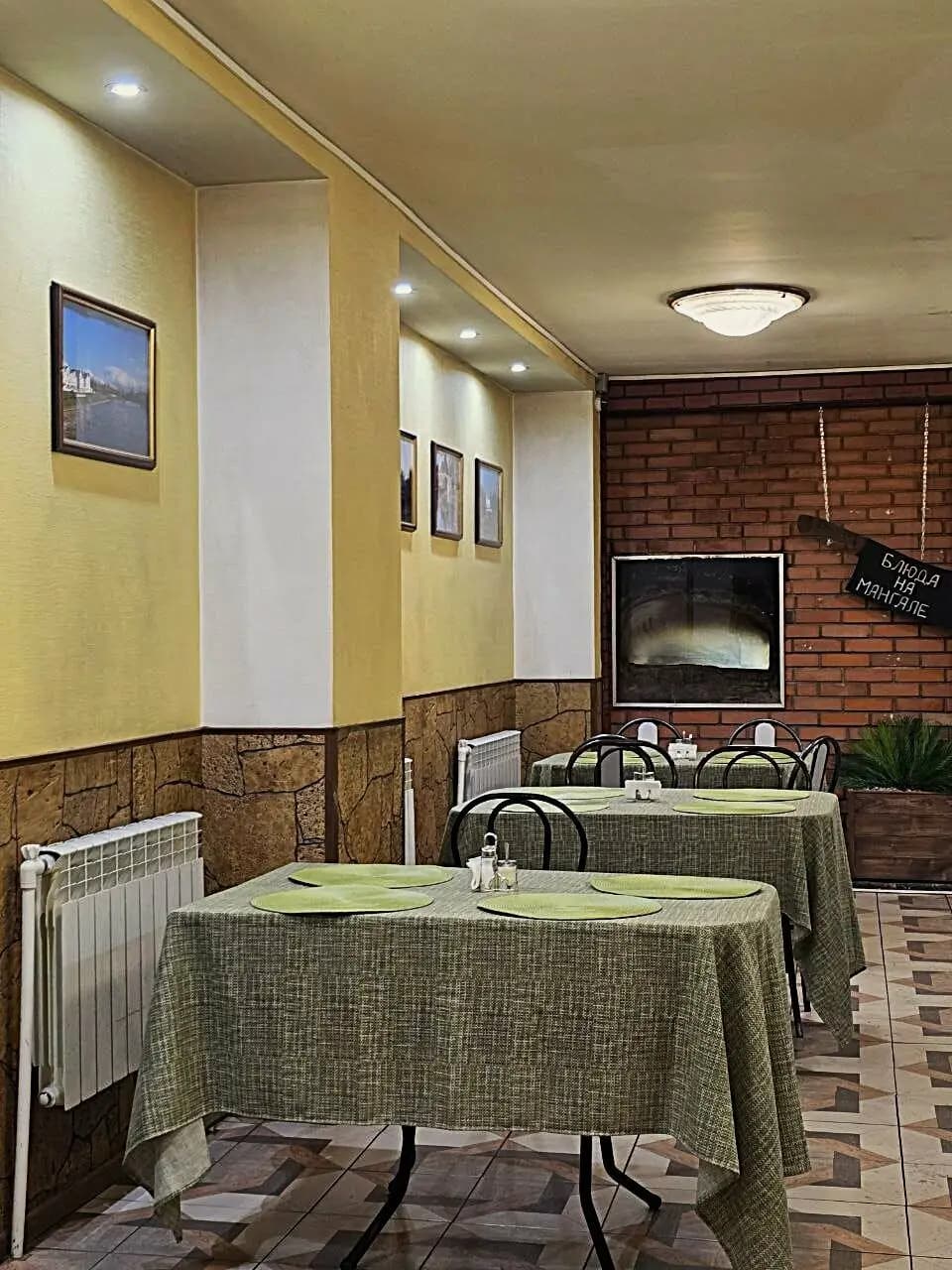 Белый лебедь