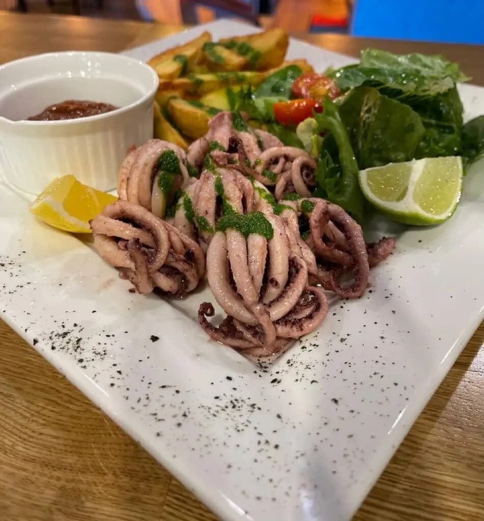 Мидийное место