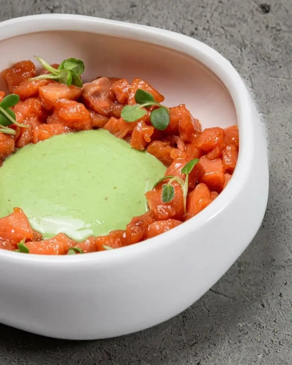 Мидийное место