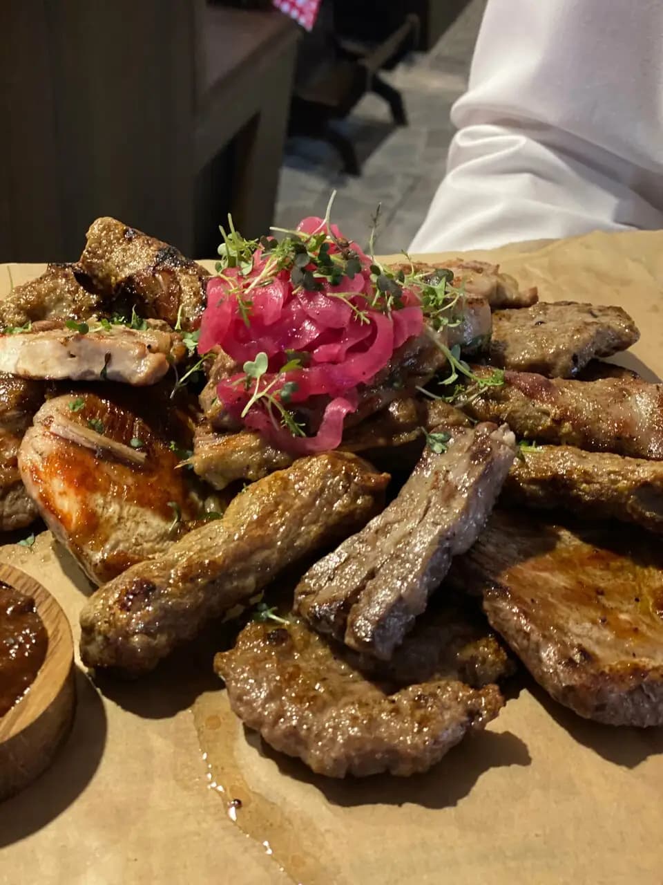 Сербская таверна