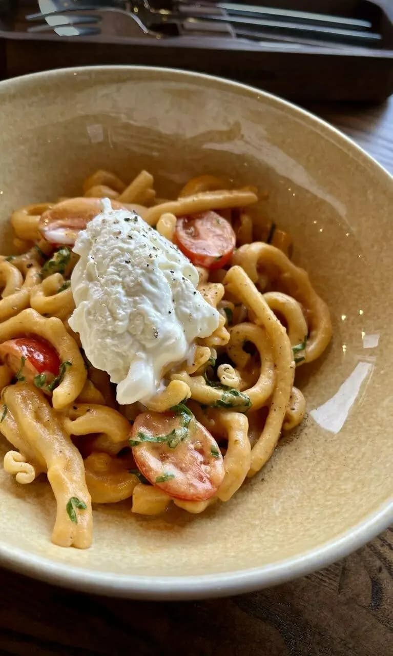 Pasta & Salsa Osteria