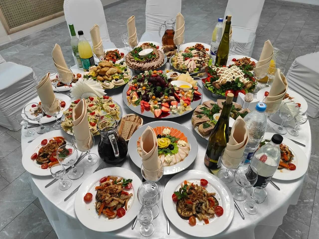 Октябрьский