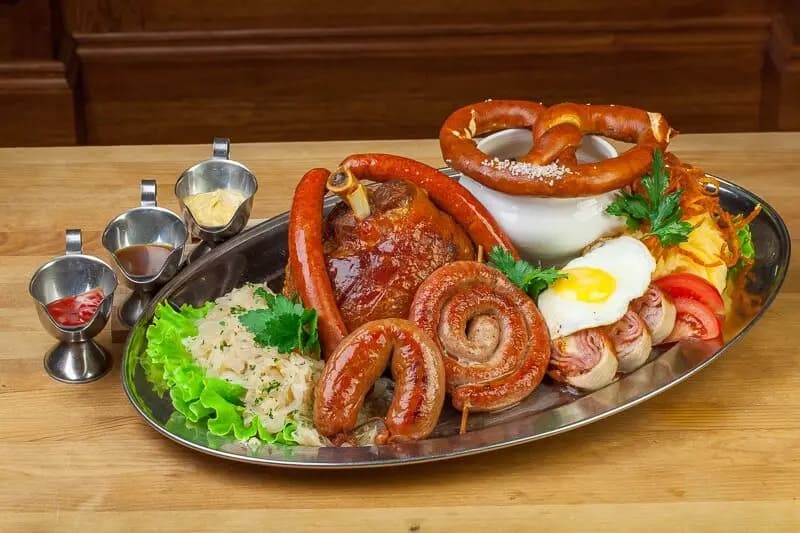 Максимилианс