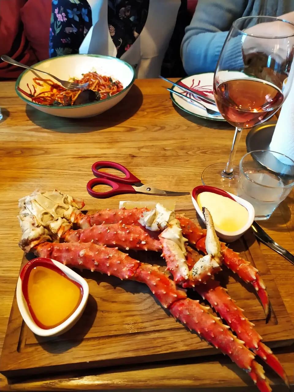 Клешни и Хвосты