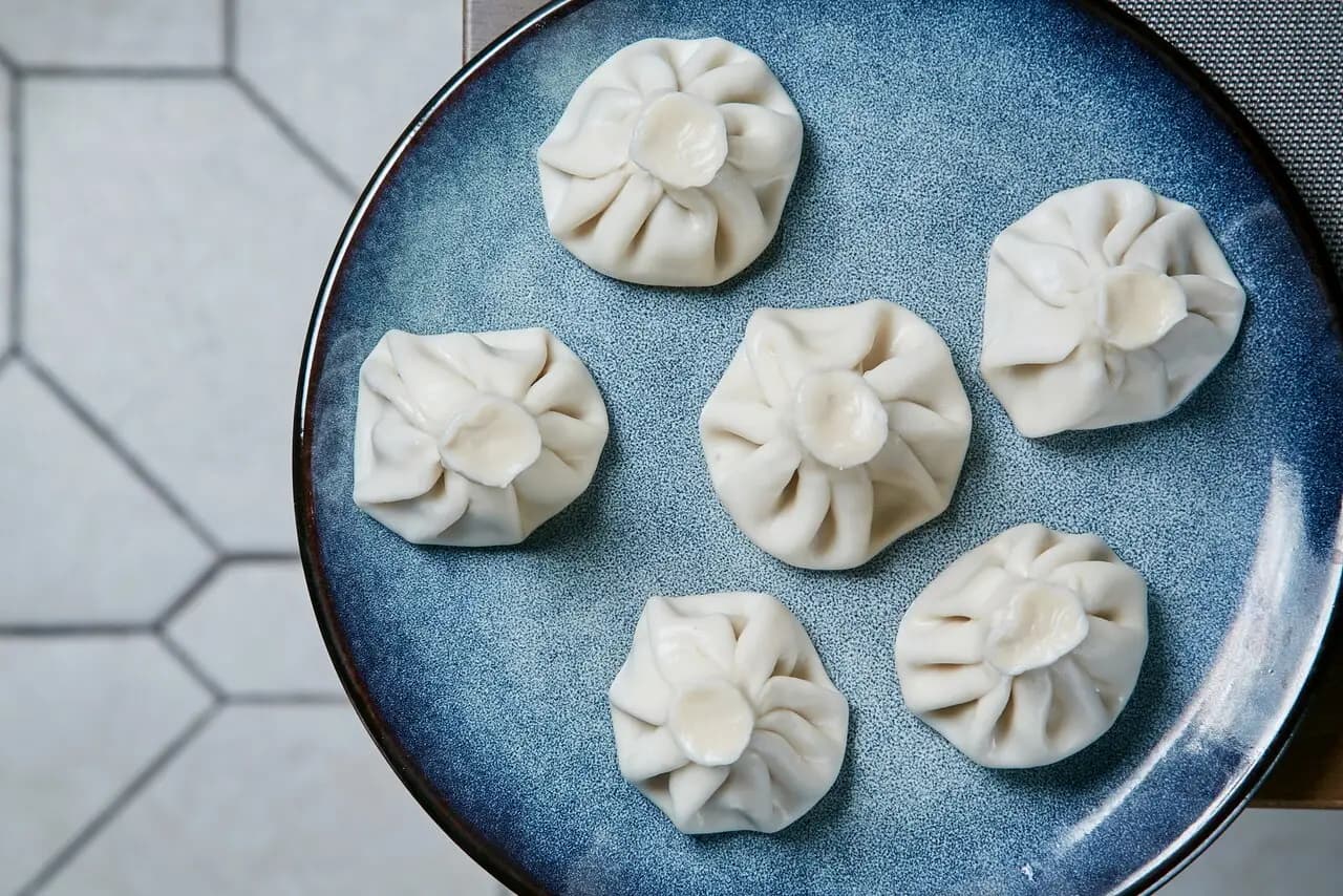 Хинкали и Вино